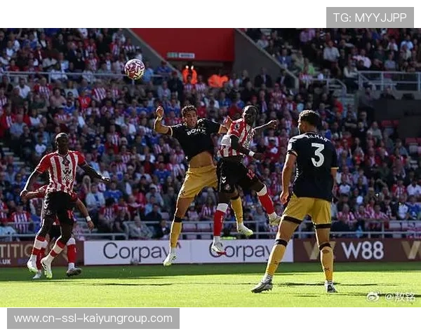 桑德兰客场摆出密集防守，西汉姆联强攻不断，桑德林汉姆是不是停产了