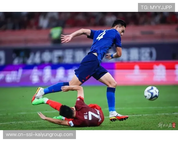 海港巴尔加斯禁区抽射梅开二度，上海热身赛展现绝对统治力